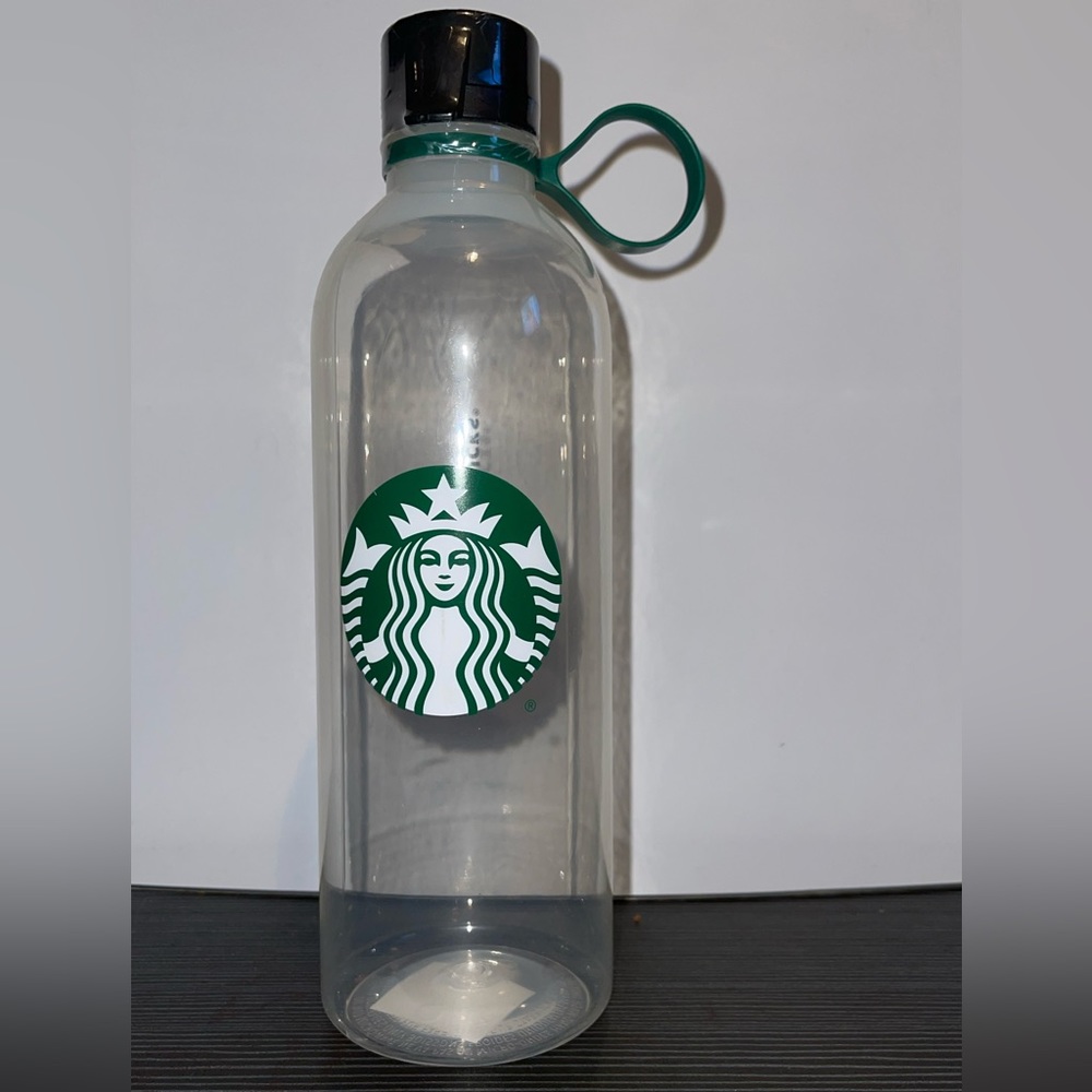 A new Starbucks reusable water bottle